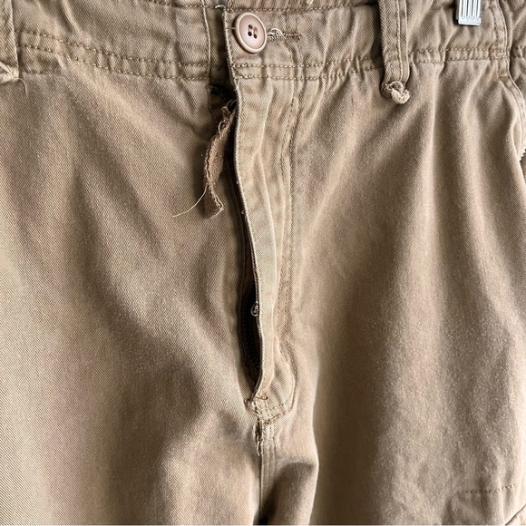 Abercrombie & Fitch Y2K Distressed Cargo Shorts - Picture 4 of 7